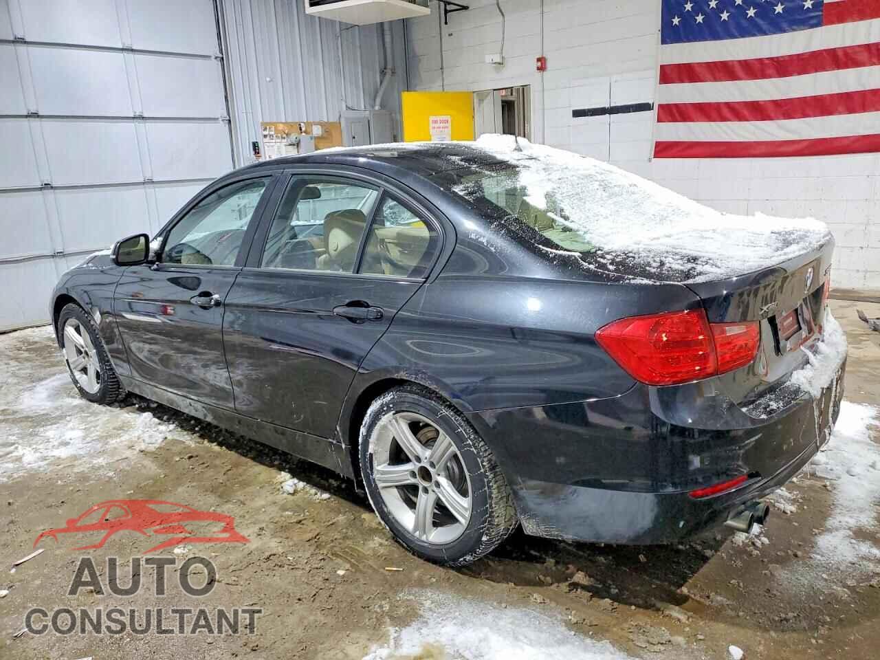 BMW 3 SERIES 2013 - WBA3B3G57DNR79628