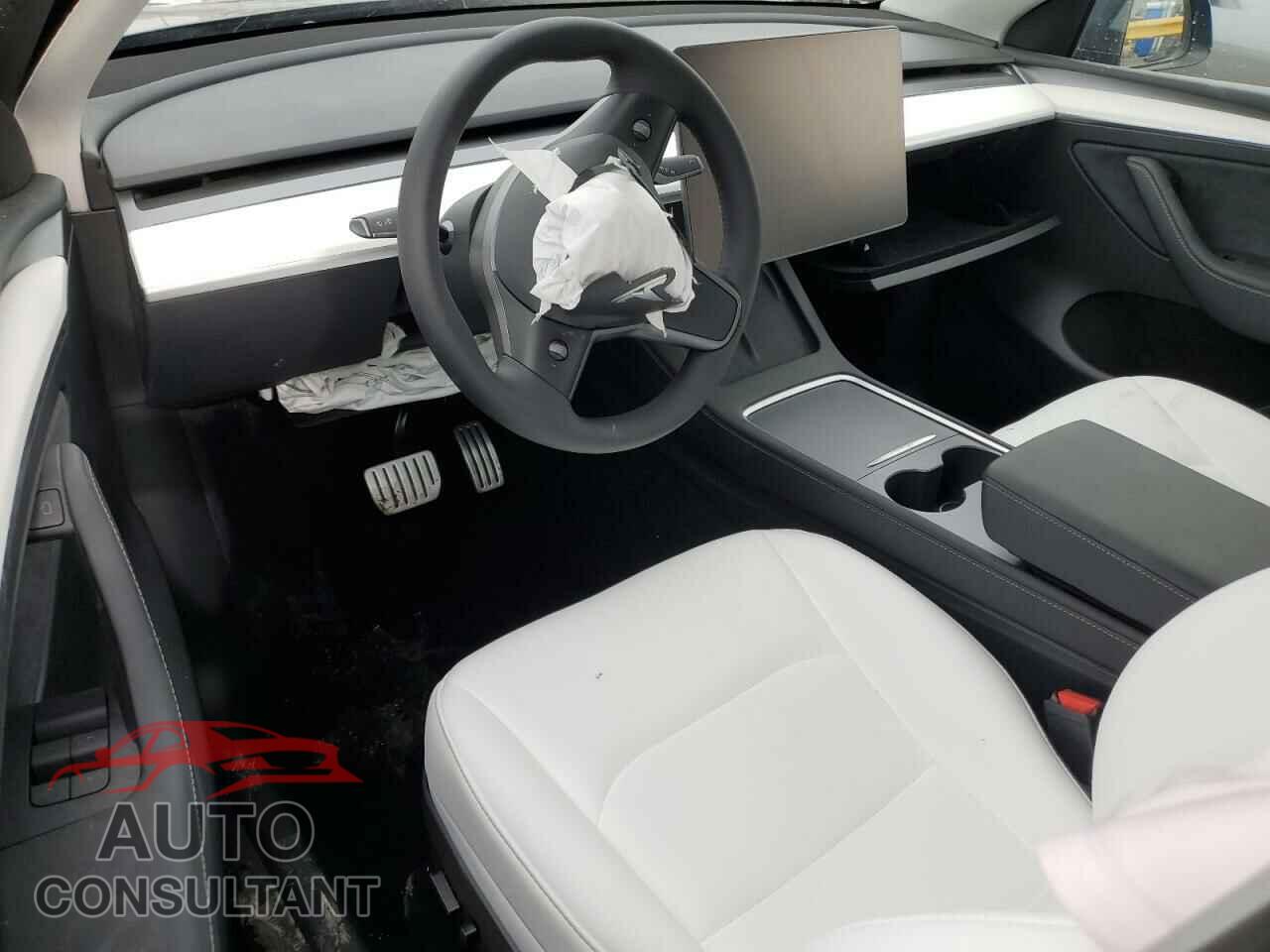 TESLA MODEL Y 2023 - 7SAYGDEF7PF895018