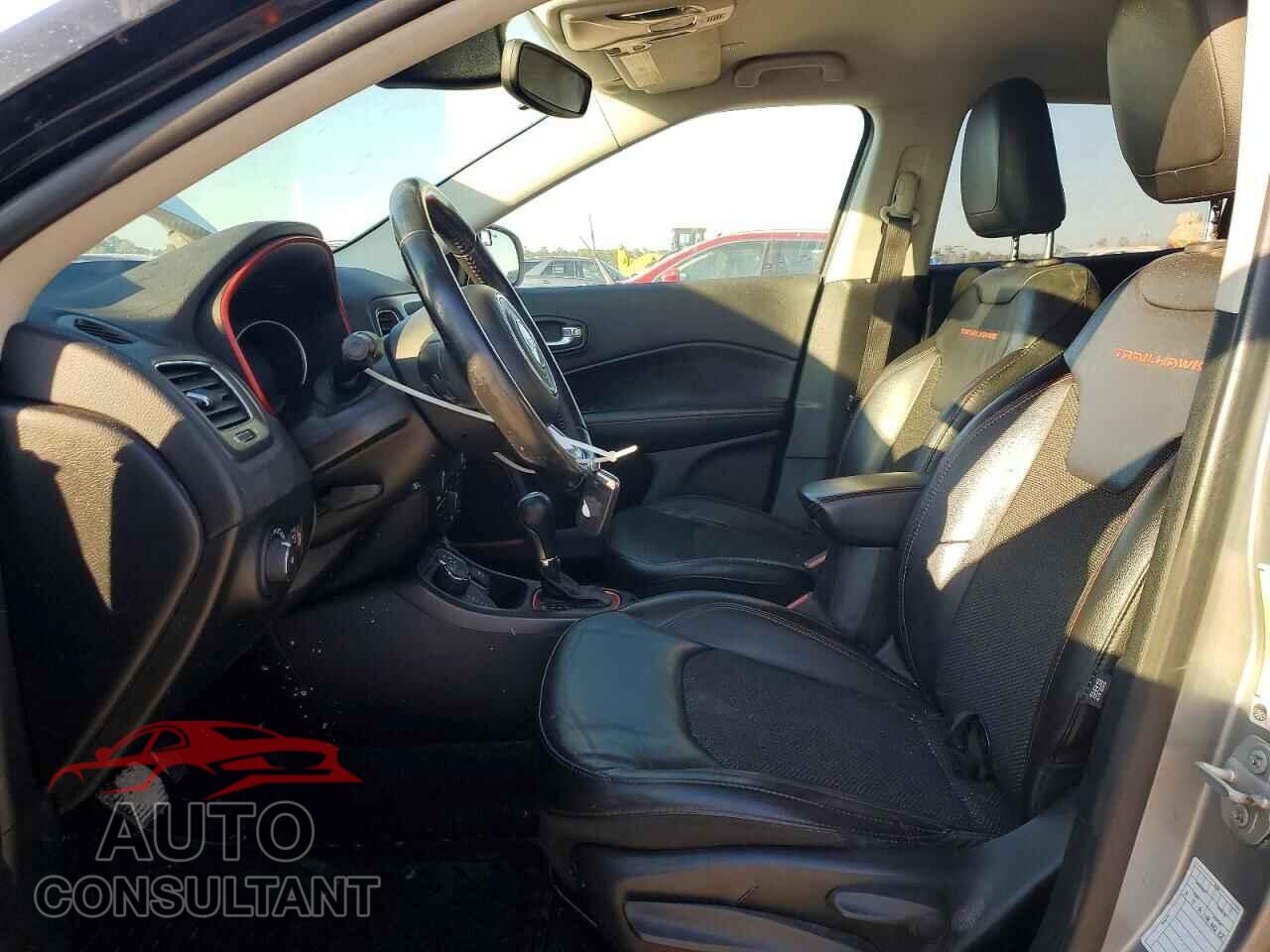 JEEP COMPASS 2020 - 3C4NJDDB6LT184308