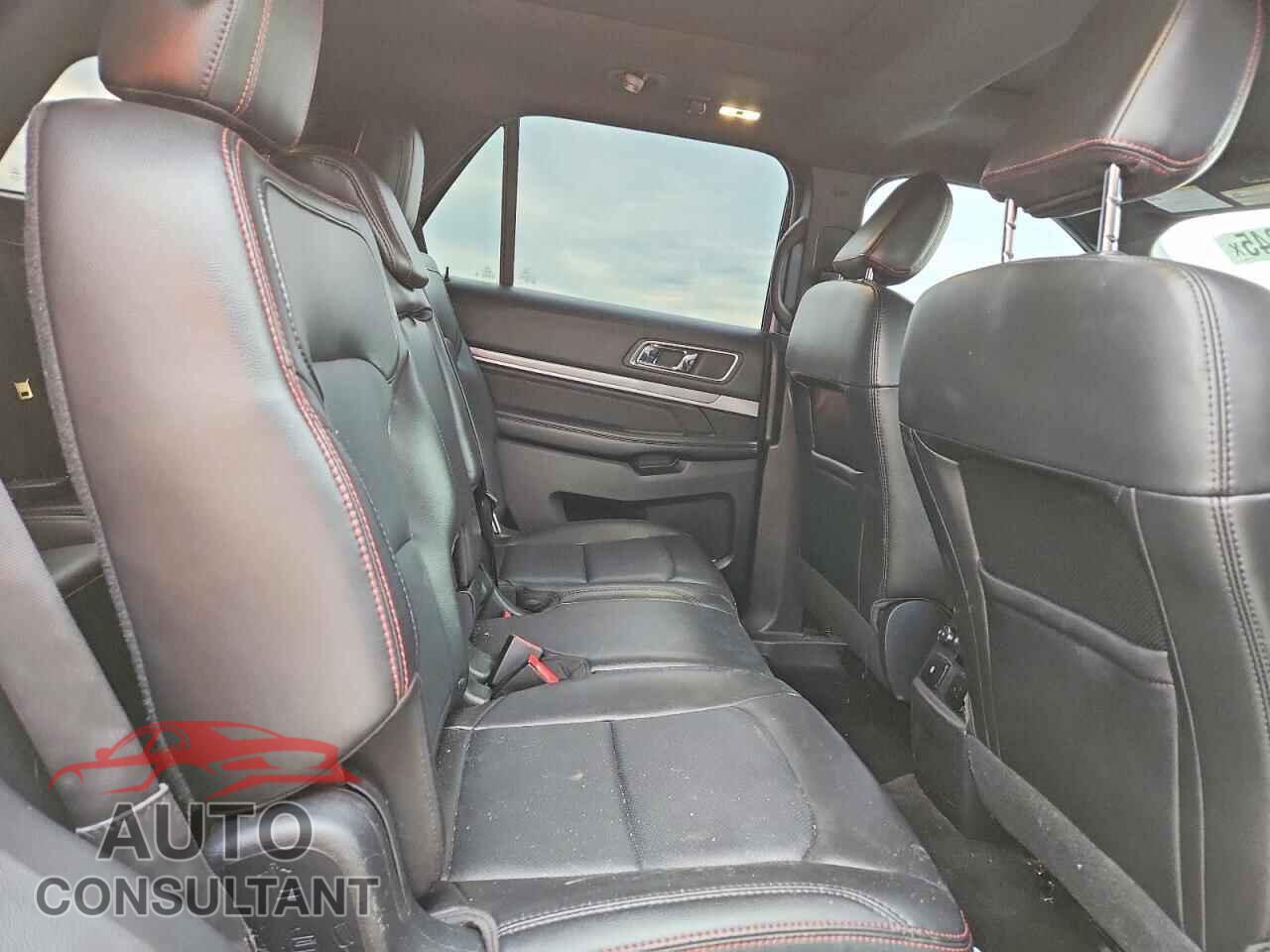 FORD EXPLORER 2018 - 1FM5K8GT3JGC06433