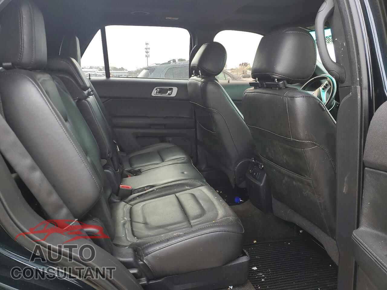 FORD EXPLORER 2015 - 1FM5K8F85FGA23877