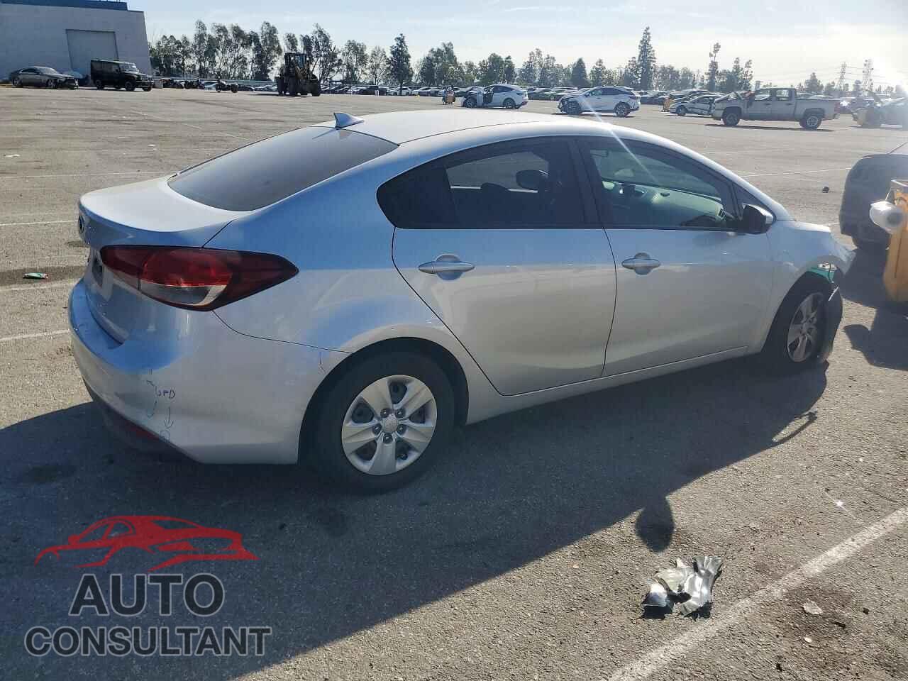 KIA FORTE 2017 - 3KPFL4A74HE094200