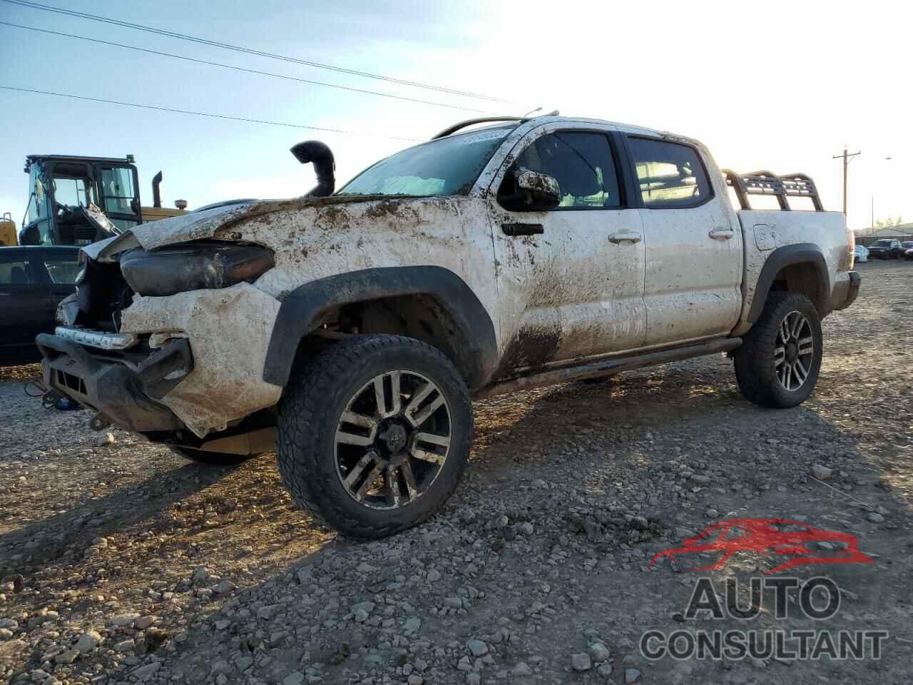TOYOTA TACOMA 2019 - 5TFCZ5AN1KX195952