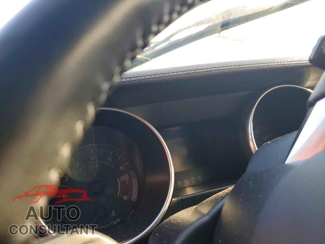 FORD MUSTANG 2021 - 1FA6P8CF0M5117452