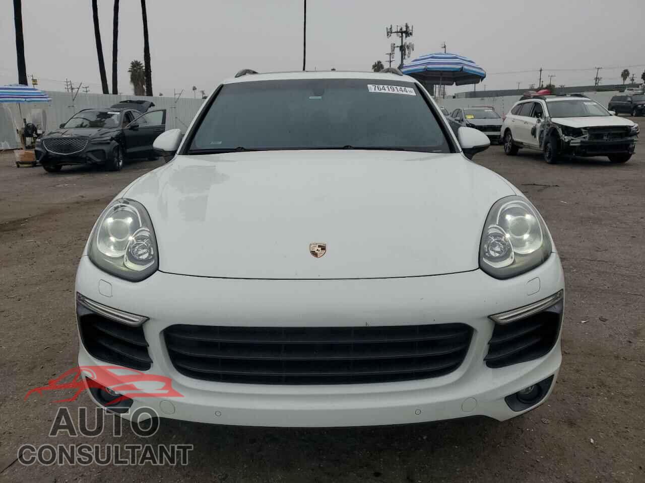 PORSCHE CAYENNE 2017 - WP1AE2A2XHLA75671