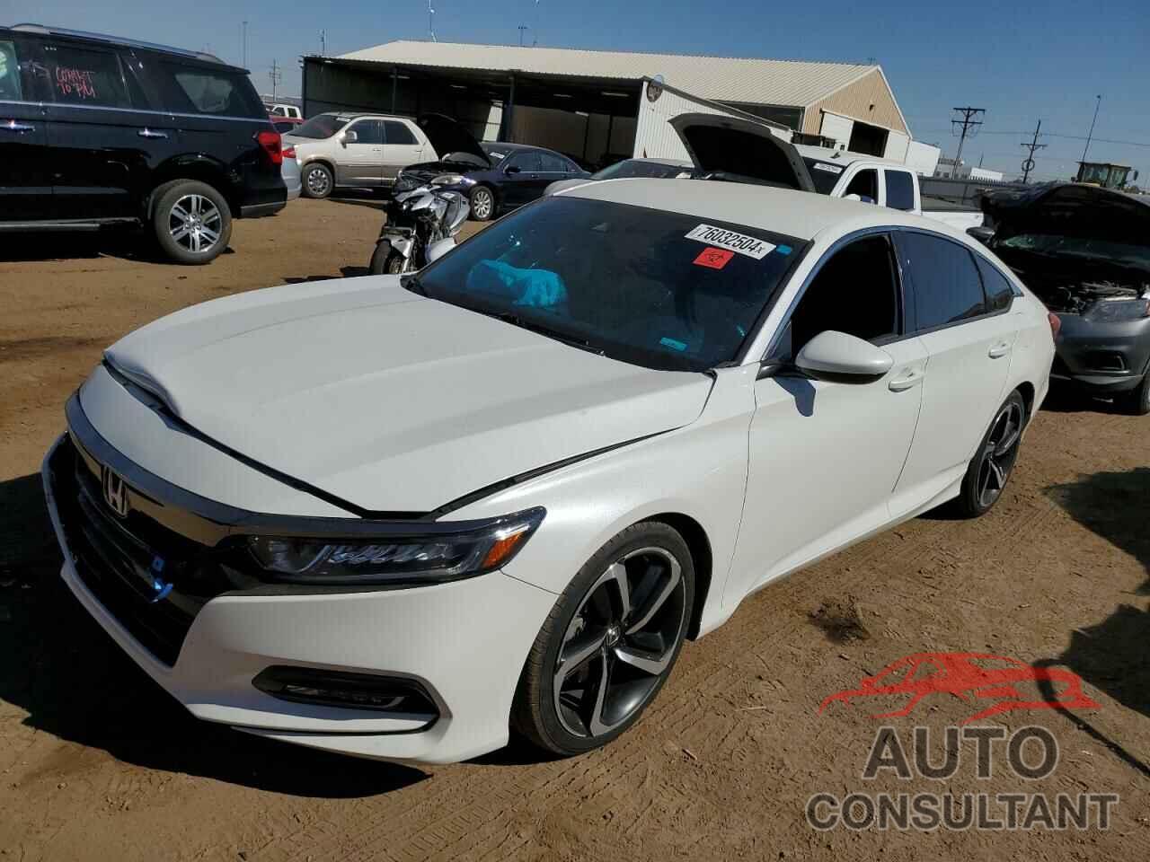 HONDA ACCORD 2018 - 1HGCV1F33JA204407