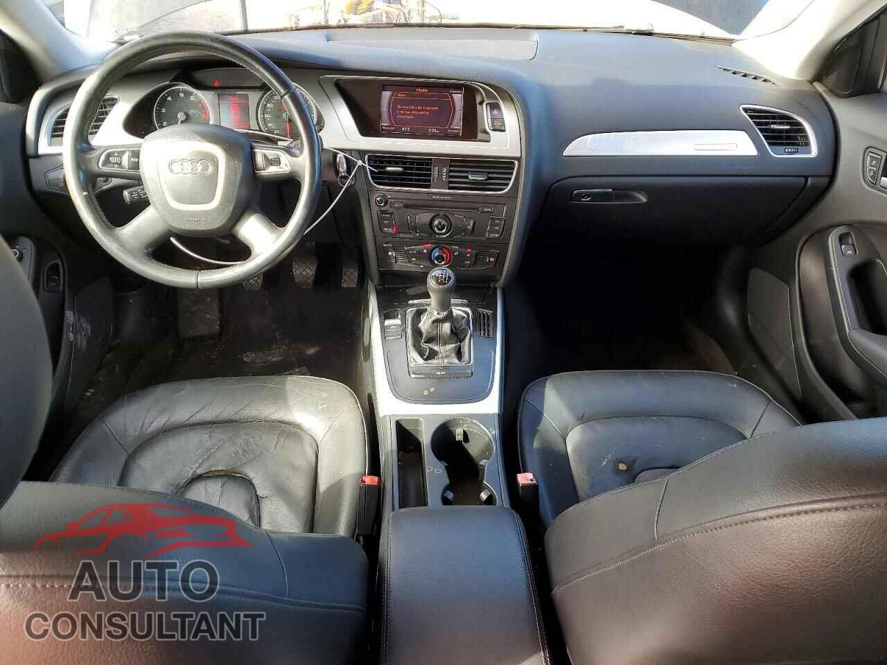 AUDI A4 2012 - WAUDFAFL7CN001965