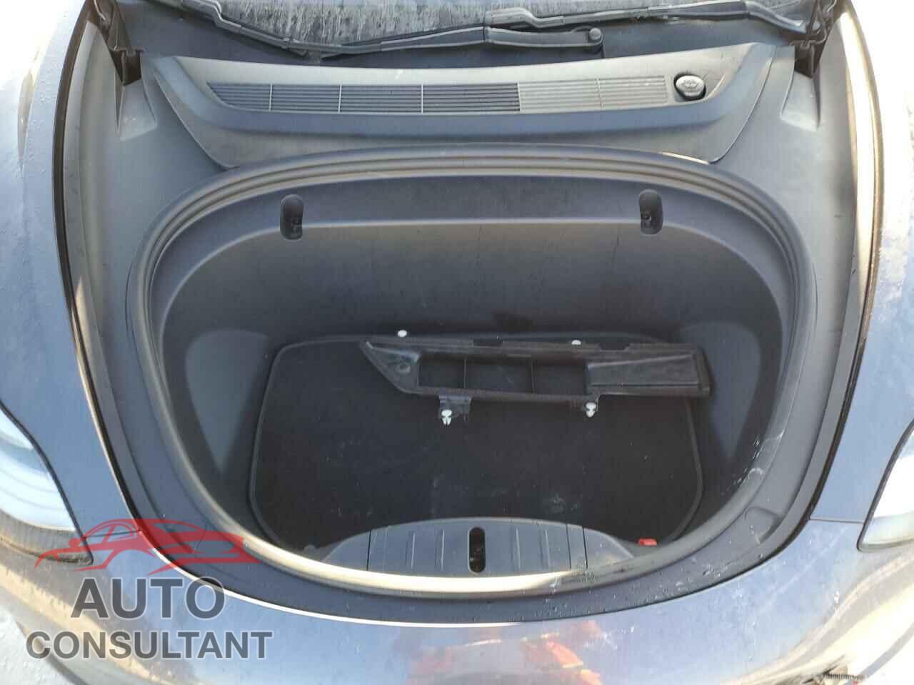 TESLA MODEL 3 2019 - 5YJ3E1EB5KF452142