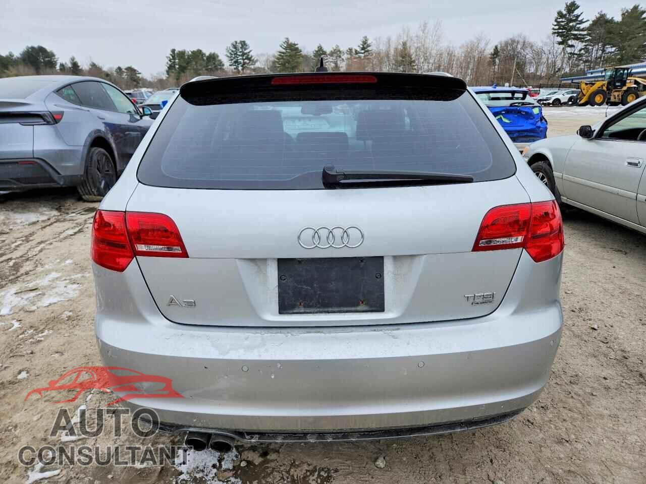 AUDI A3 2011 - WAUMFAFM1BA041845