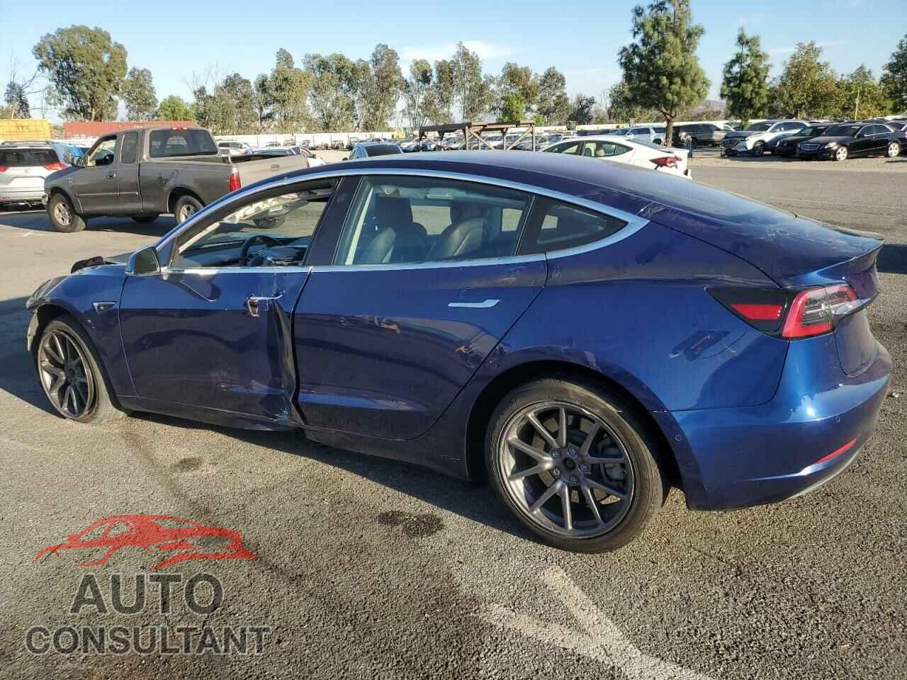 TESLA MODEL 3 2018 - 5YJ3E1EA6JF009004