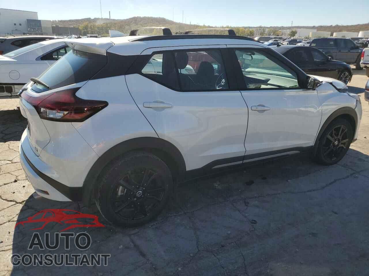 NISSAN KICKS 2021 - 3N1CP5DV3ML557122