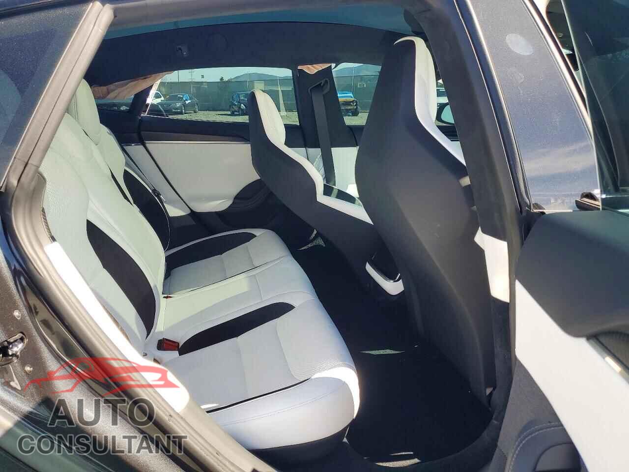 TESLA MODEL S 2026 - 5YJSA1E68TF555003