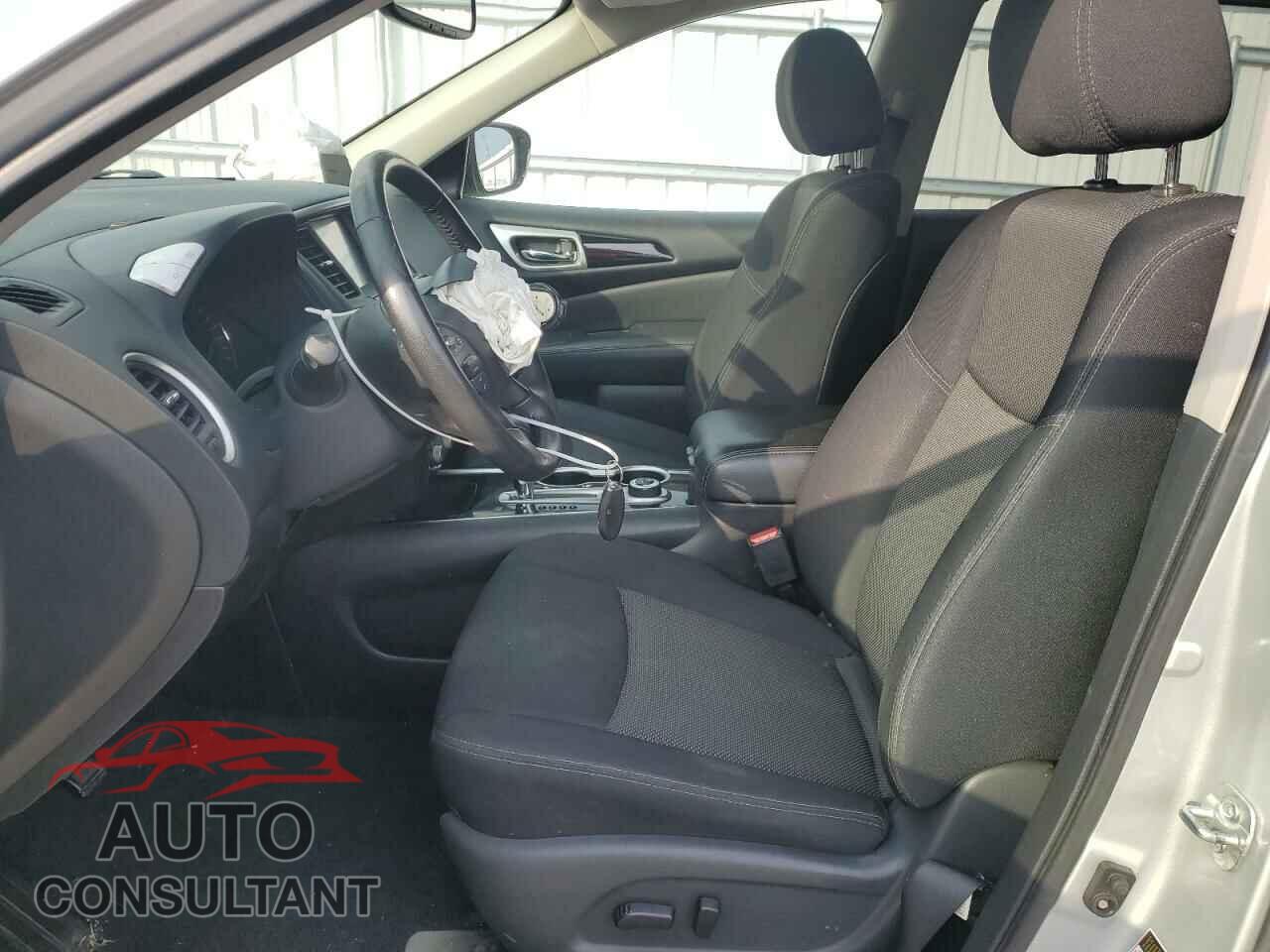 NISSAN PATHFINDER 2018 - 5N1DR2MM7JC635504