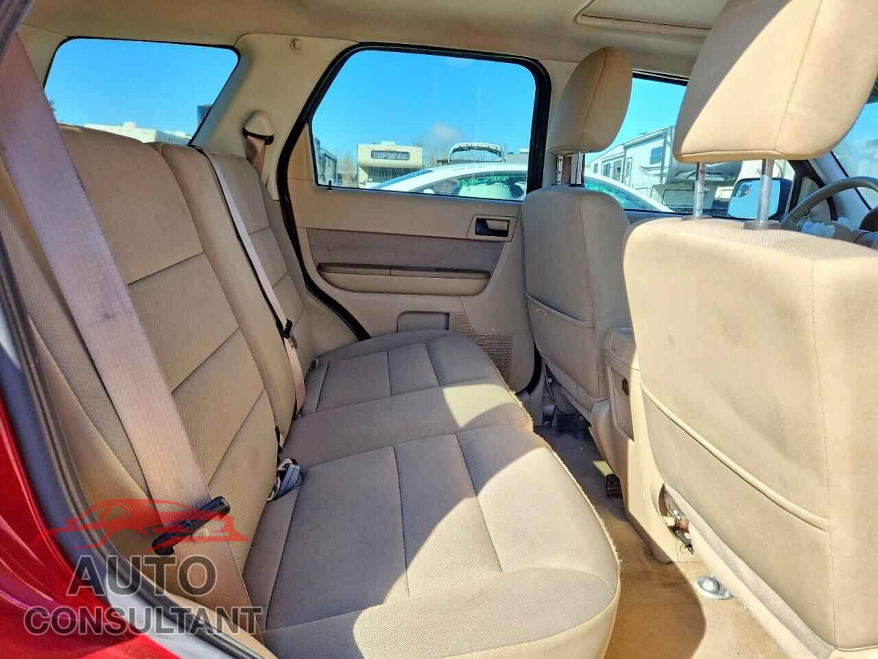 FORD ESCAPE 2011 - 1FMCU0DG0BKA93789