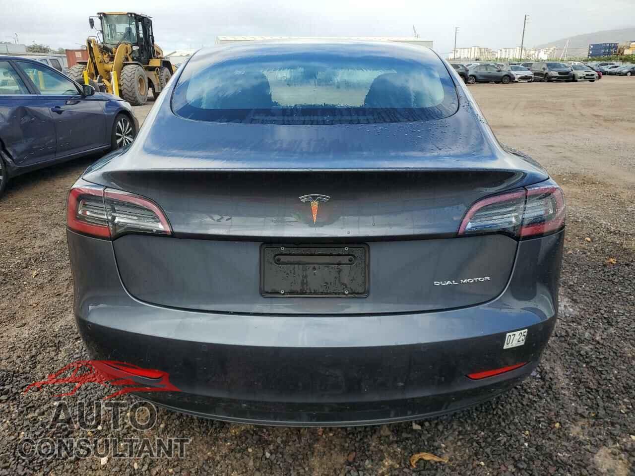 TESLA MODEL 3 2022 - 5YJ3E1EB1NF256882