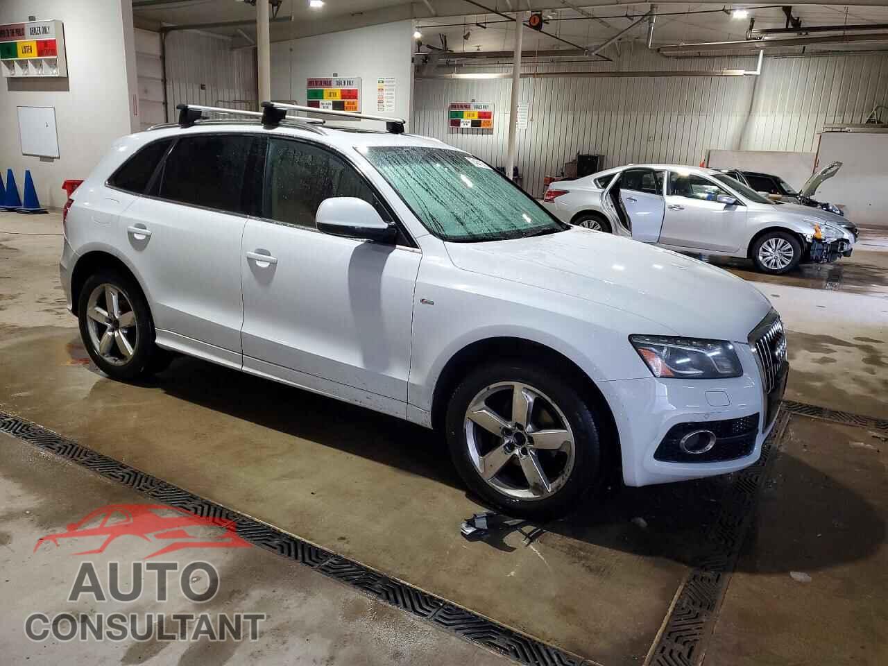 AUDI Q5 2012 - WA1DKAFP7CA048030