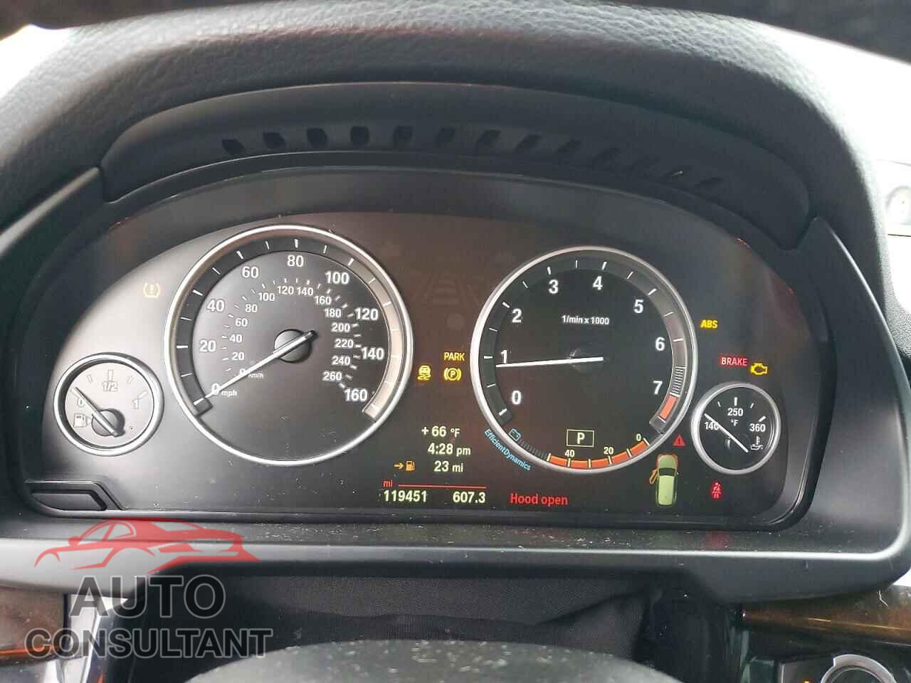 BMW X5 2014 - 5UXKR2C56E0C00701
