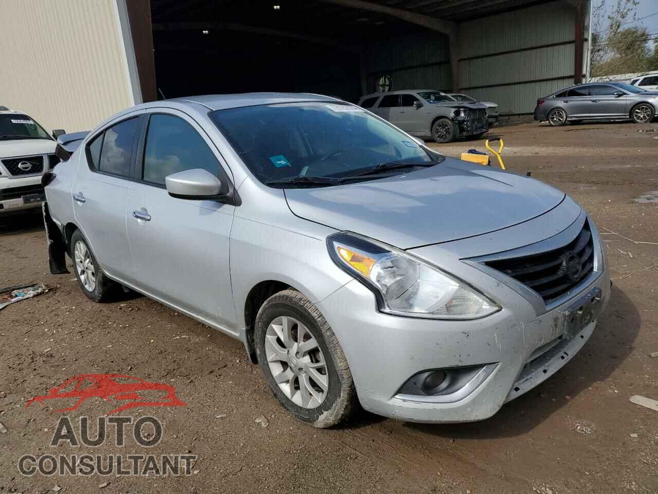 NISSAN VERSA 2017 - 3N1CN7AP2HL803333