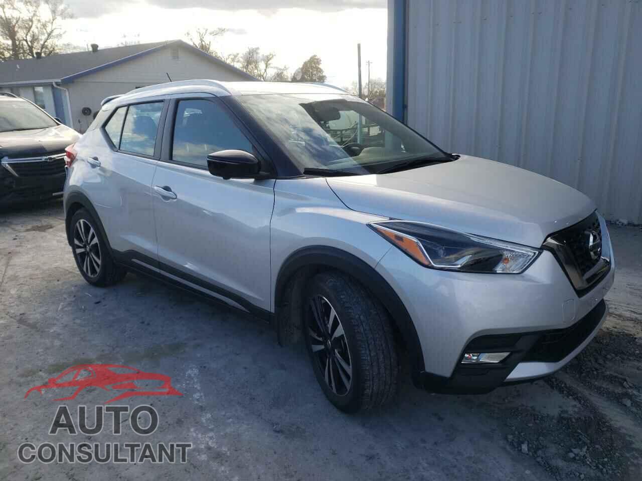 NISSAN KICKS 2019 - 3N1CP5CU3KL527981