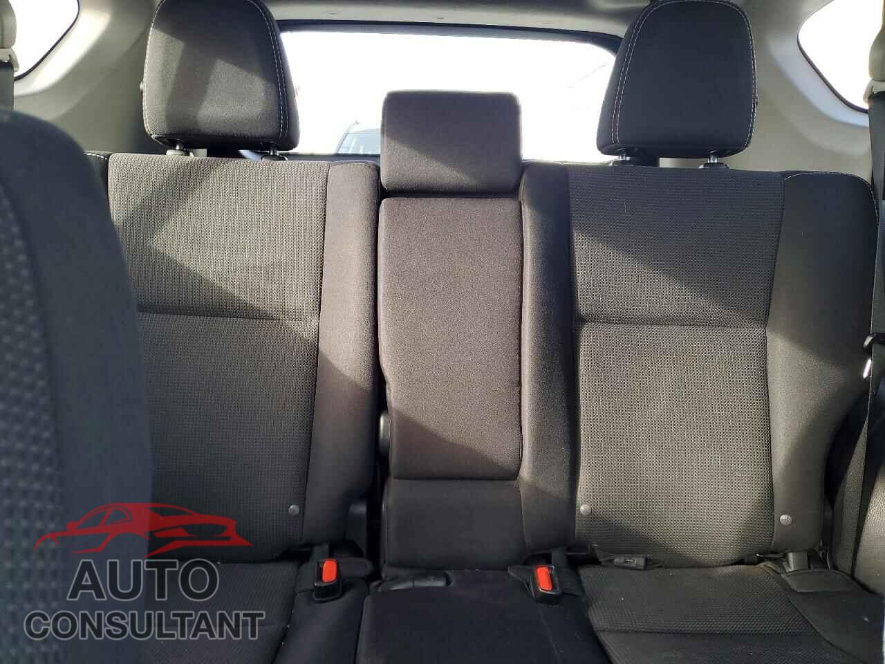 TOYOTA RAV4 2017 - 2T3RFREV3HW690624