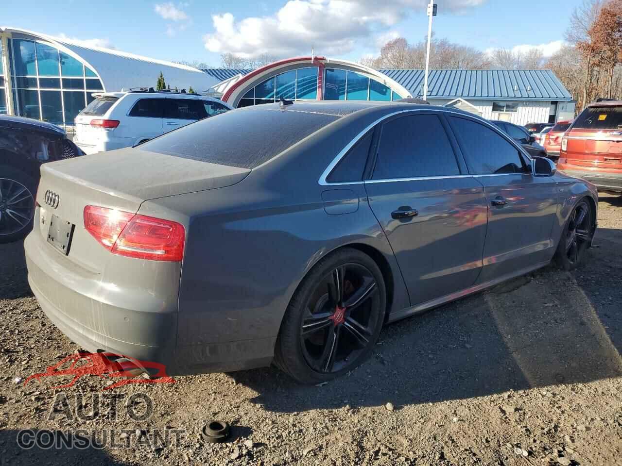AUDI S8 2013 - WAUD2AFD6DN019900