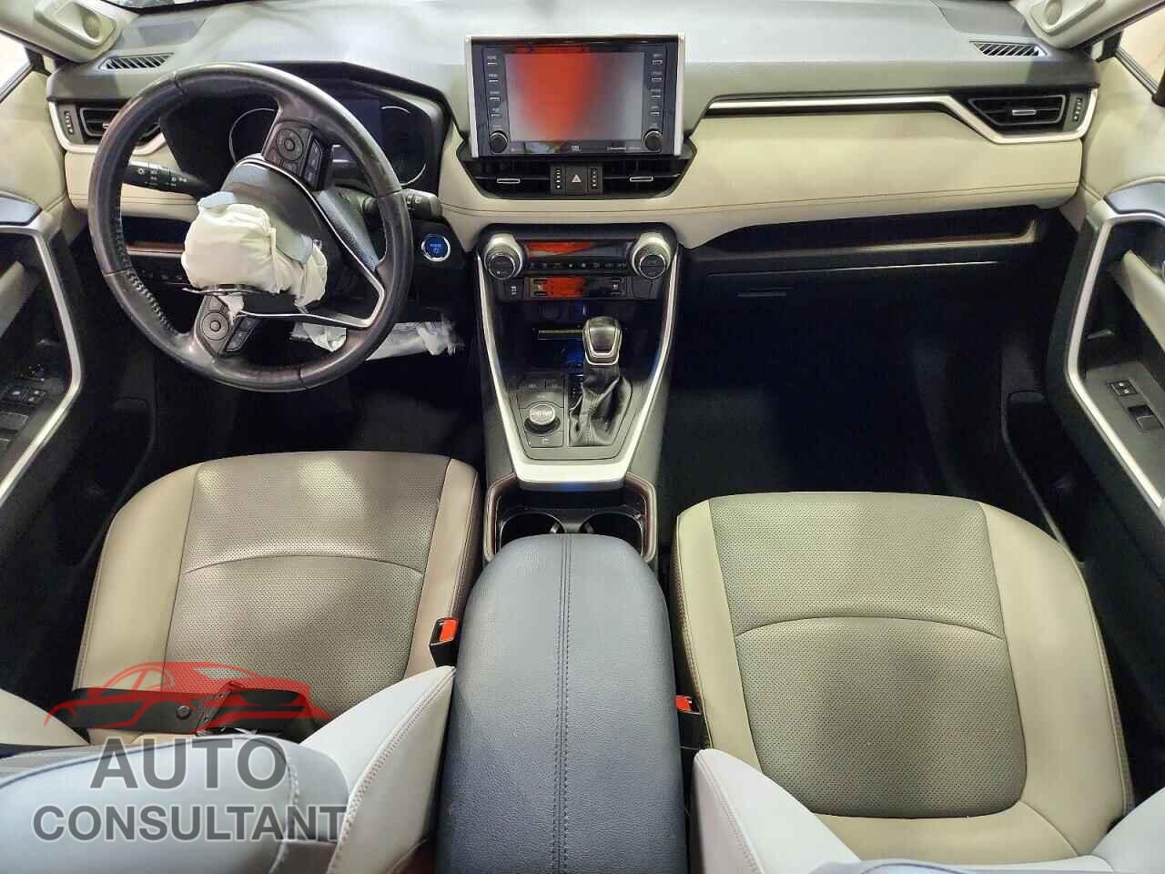 TOYOTA RAV4 2019 - JTMDWRFV1KJ013473