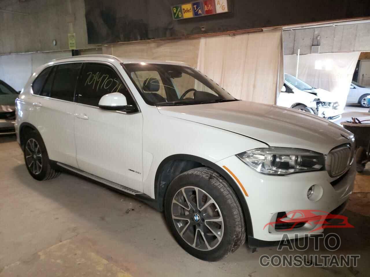 BMW X5 2018 - 5UXKR0C57JL070440