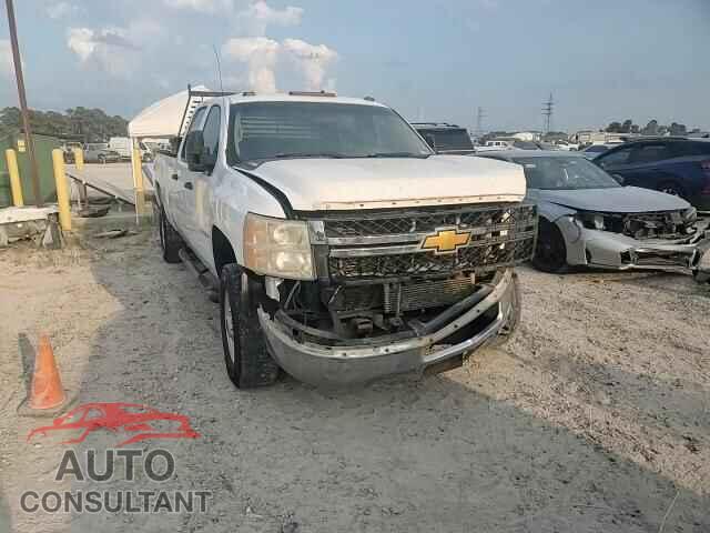 CHEVROLET SILVERADO 2013 - 1GC1CVC83DF104625