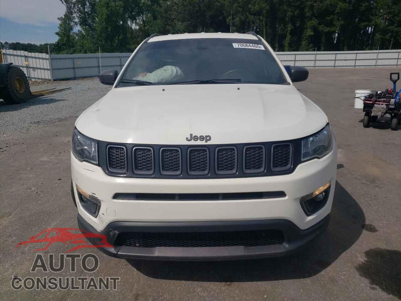 JEEP COMPASS 2021 - 3C4NJCEB5MT581101