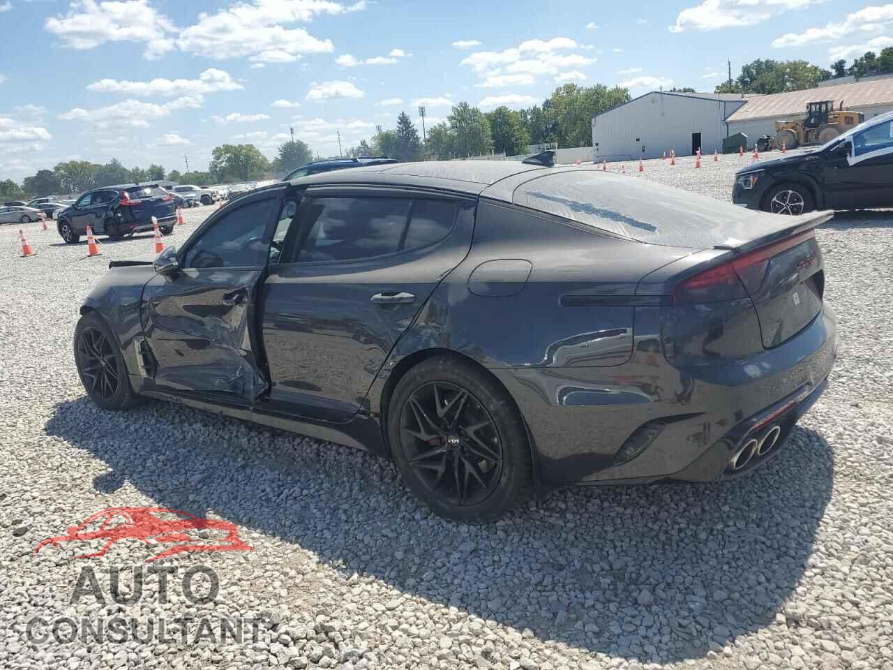 KIA STINGER 2022 - KNAE35LD3N6115511
