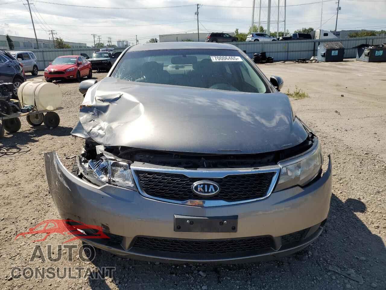KIA FORTE 2011 - KNAFU4A20B5361530