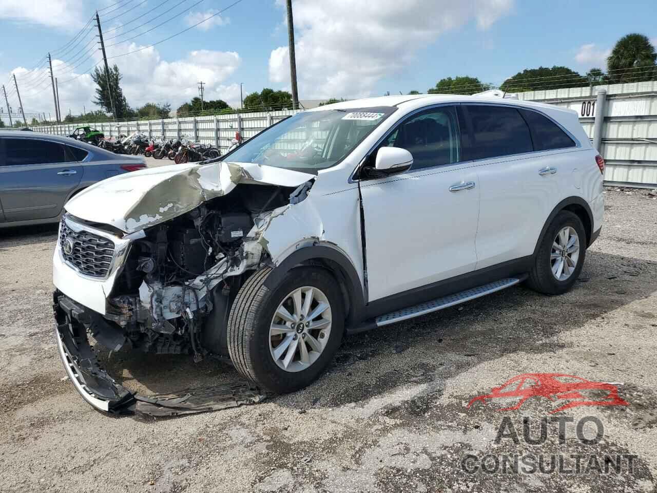 KIA SORENTO 2019 - 5XYPG4A31KG508923