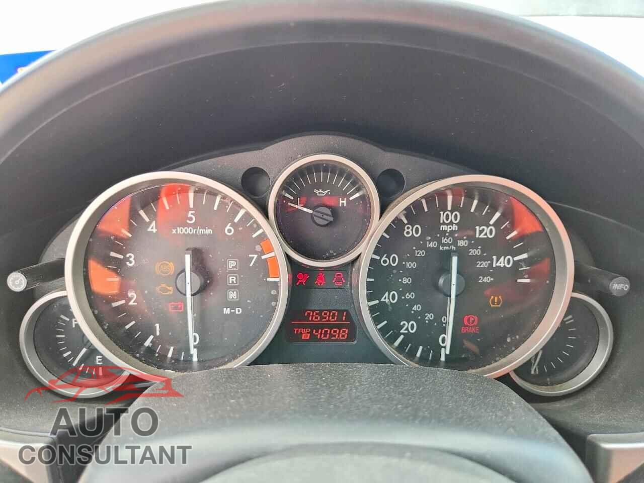 MAZDA MX5 2011 - JM1NC2MF9B0216424