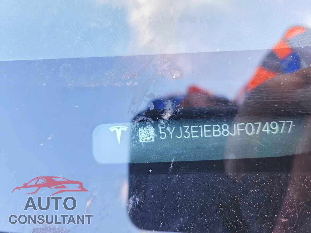 TESLA MODEL 3 2018 - 5YJ3E1EB8JF074977