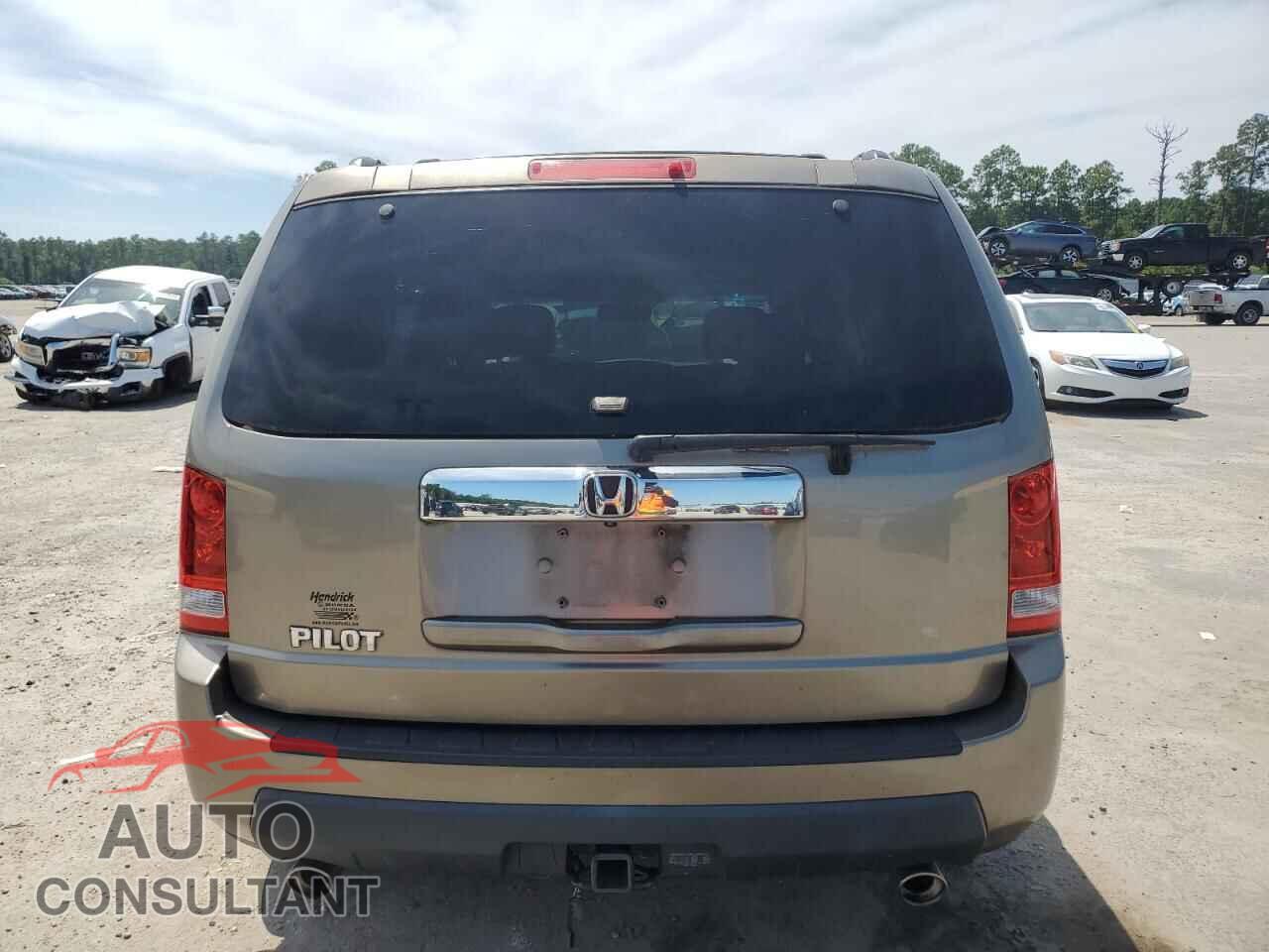 HONDA PILOT 2011 - 5FNYF3H56BB052952