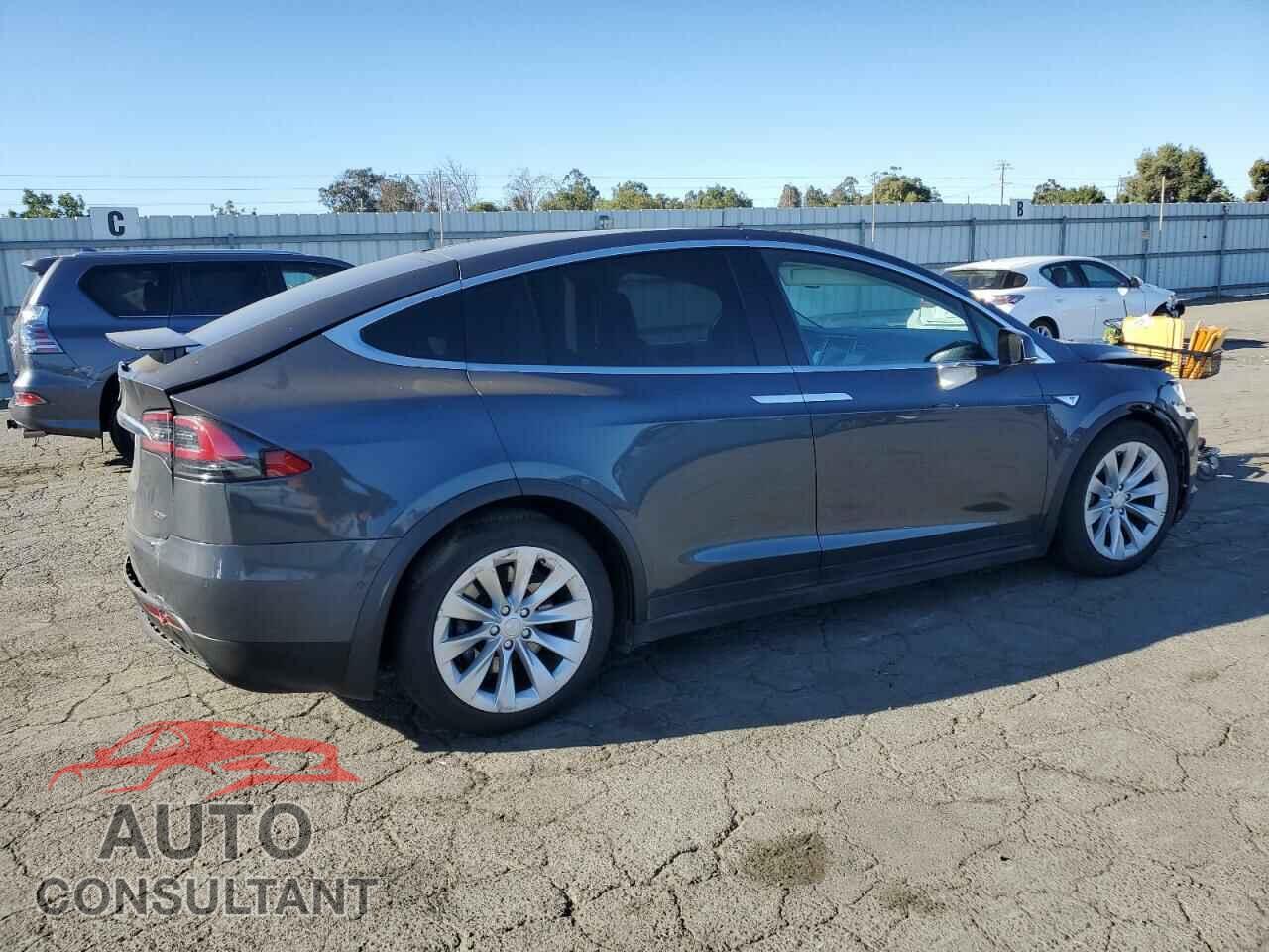 TESLA MODEL X 2016 - 5YJXCBE24GF014796