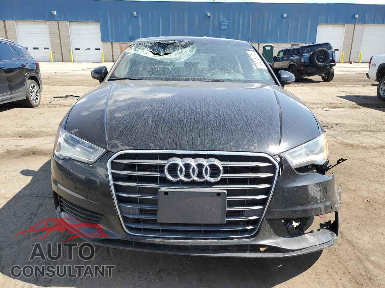 AUDI A3 2016 - WAUA7HFF1G1103780