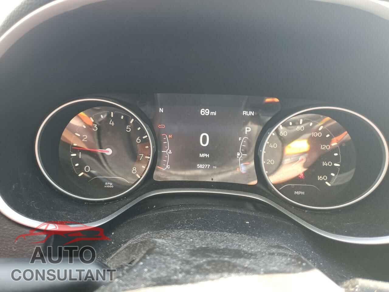 JEEP COMPASS 2018 - 3C4NJDCB5JT458032