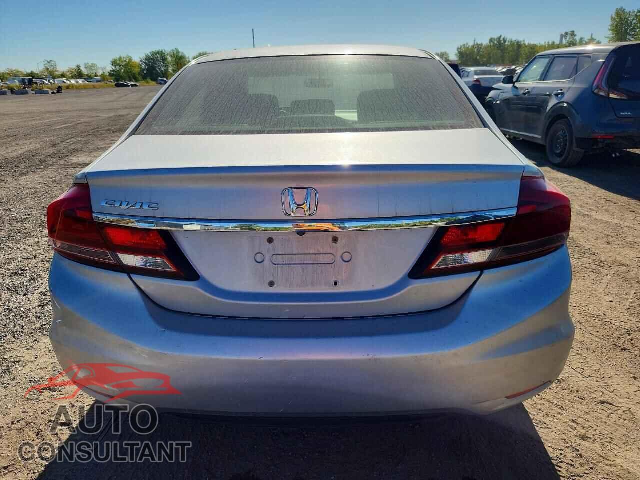 HONDA CIVIC 2015 - 2HGFB2F50FH041723
