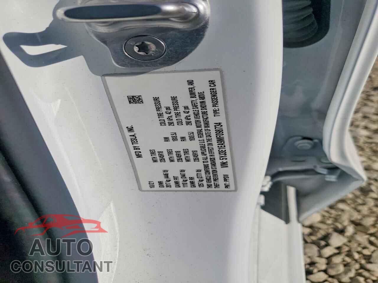 TESLA MODEL 3 2021 - 5YJ3E1EA9MF098734