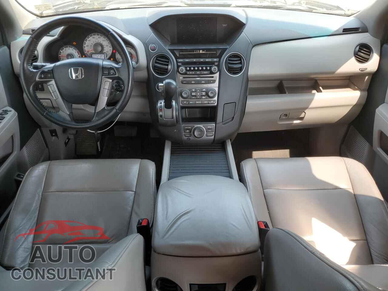 HONDA PILOT 2012 - 5FNYF4H9XCB083745