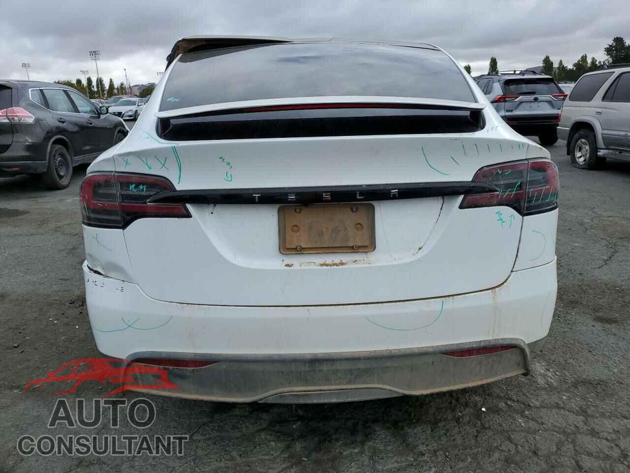 TESLA MODEL X 2023 - 7SAXCDE5XPF405072