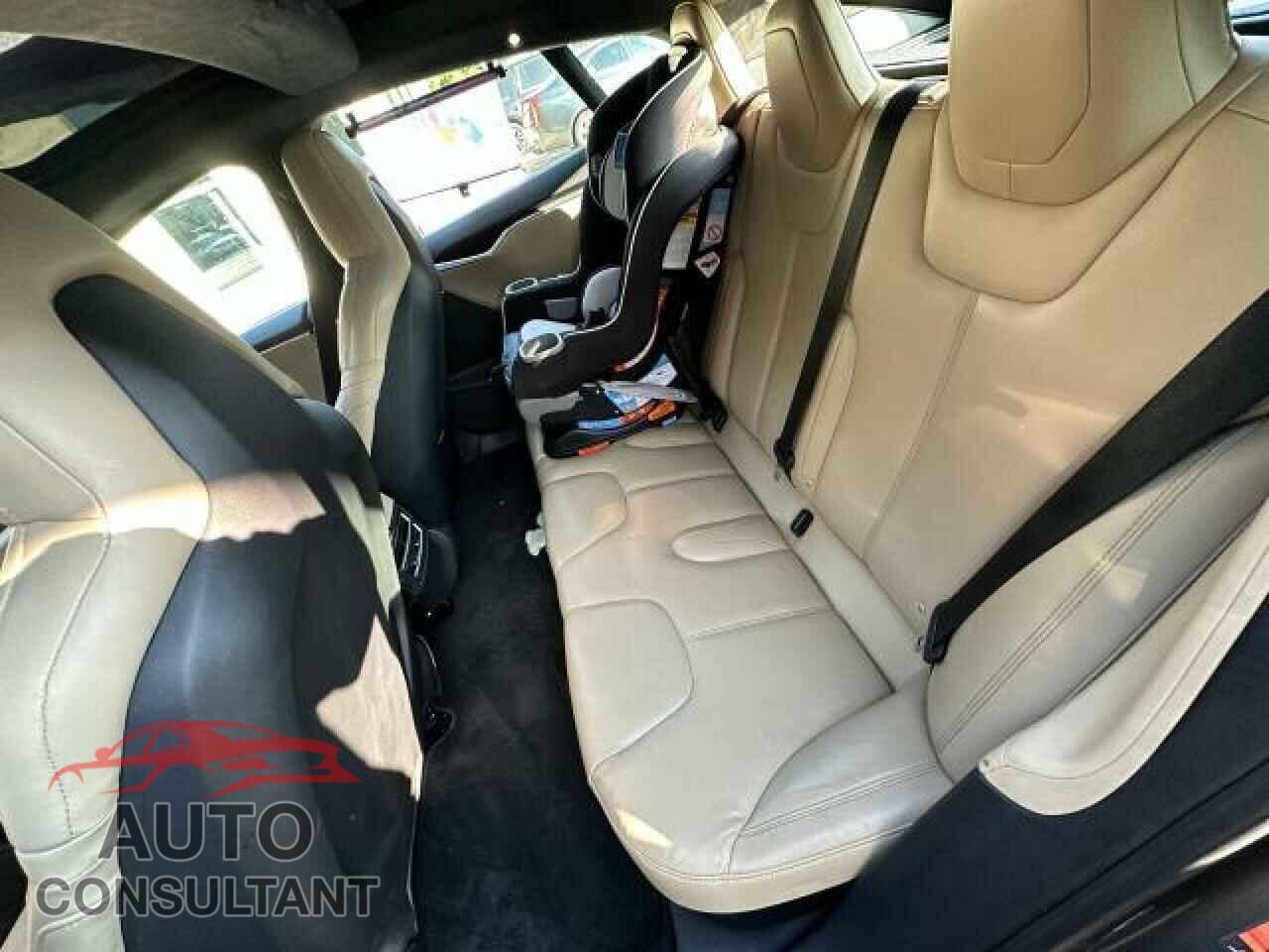 TESLA MODEL S 2016 - 5YJSA1E22GF124708