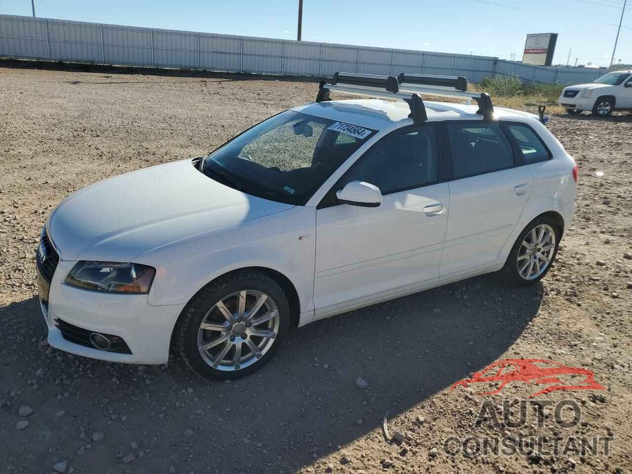 AUDI A3 2011 - WAUPFBFM4BA107467