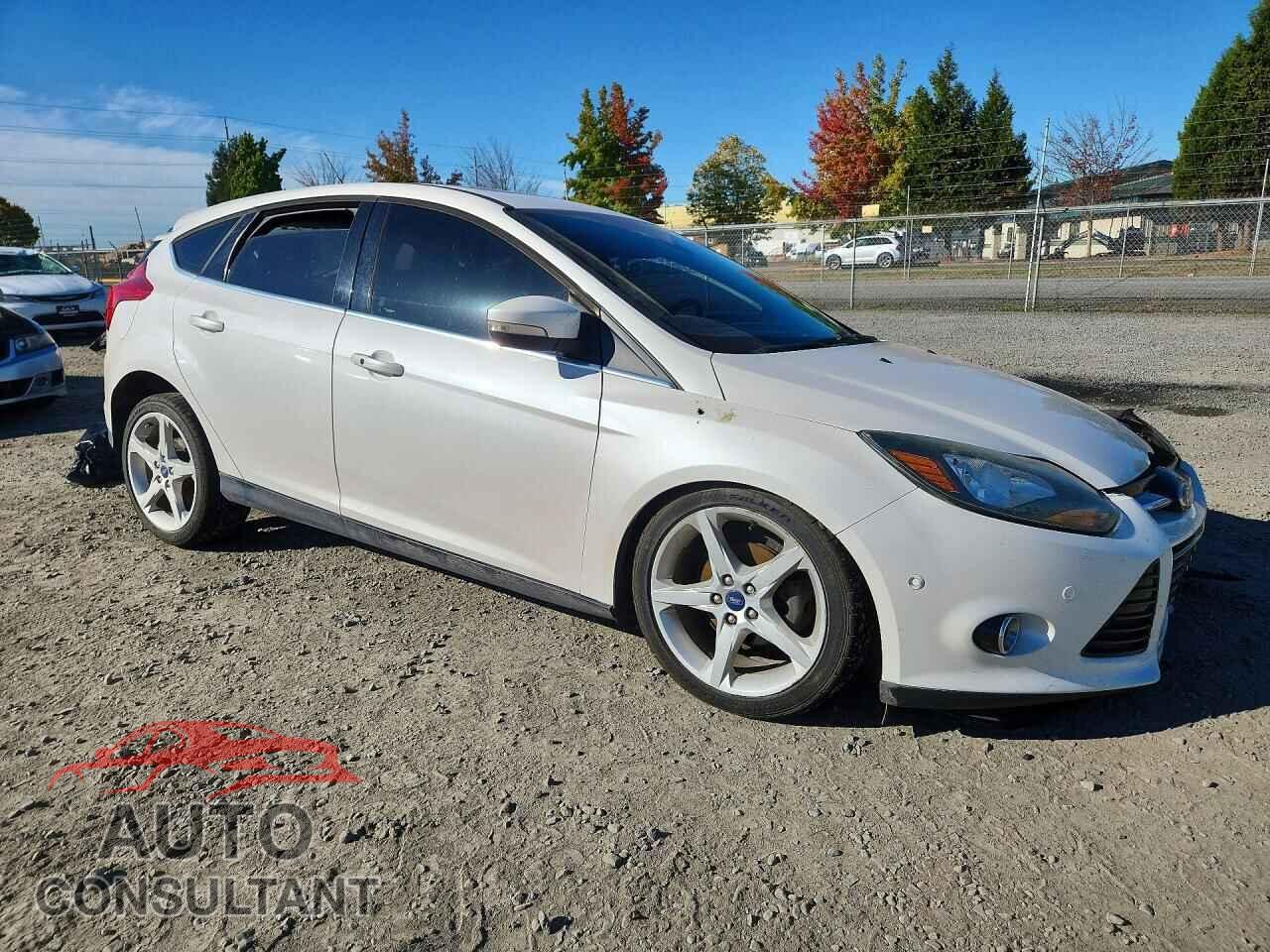 FORD FOCUS 2012 - 1FAHP3N22CL216029
