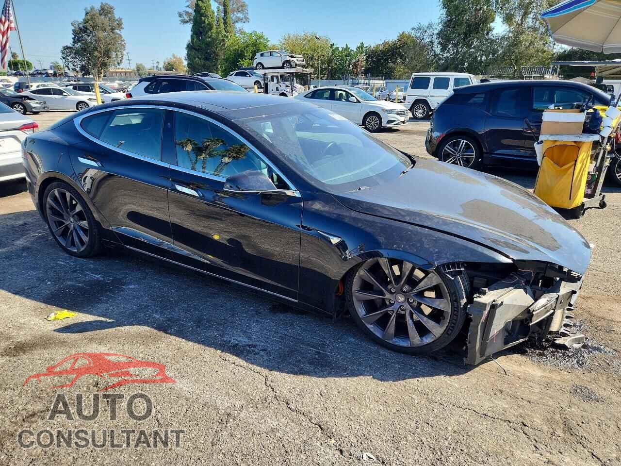 TESLA MODEL S 2018 - 5YJSA1E28JF272773