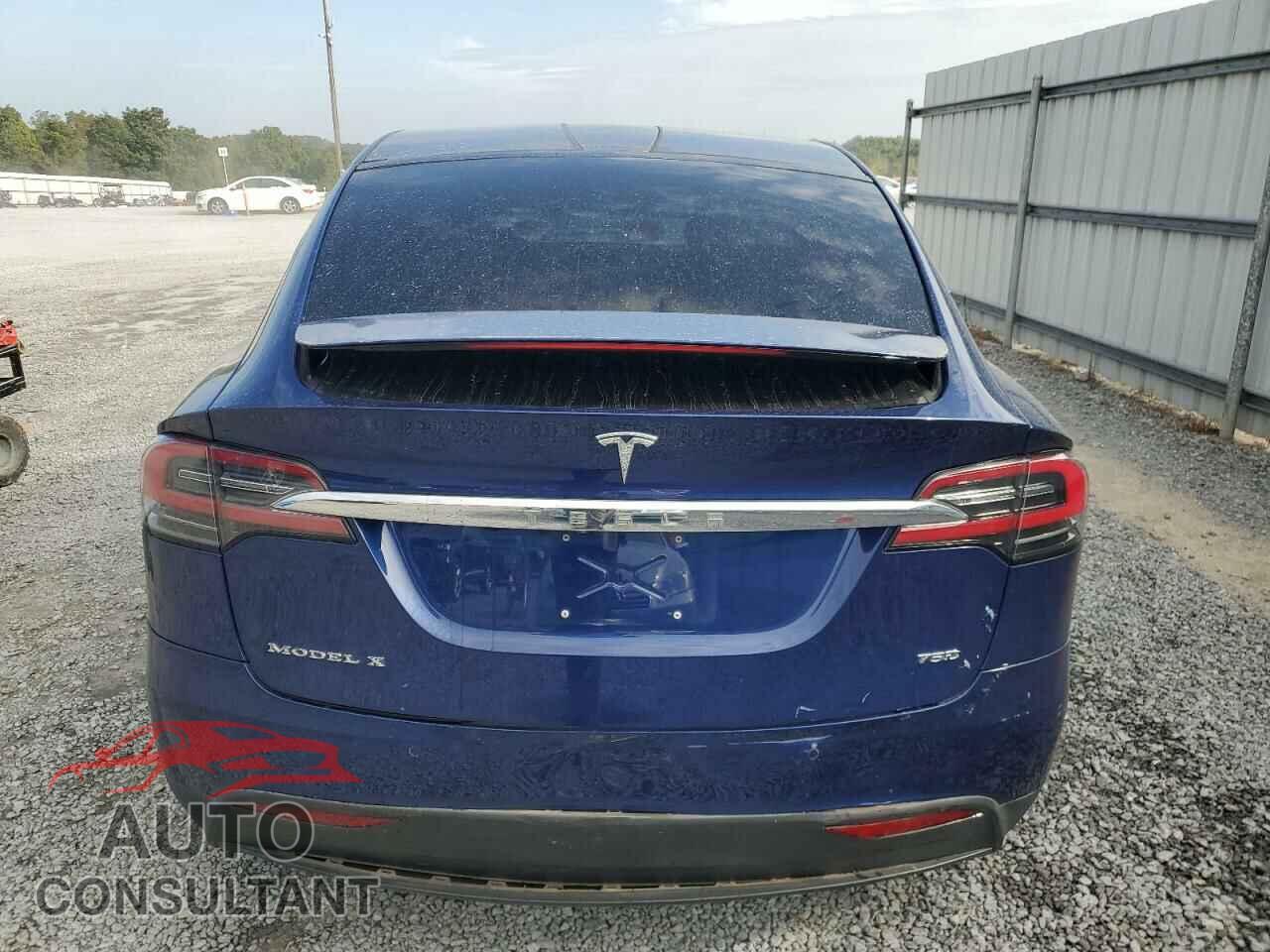 TESLA MODEL X 2017 - 5YJXCBE21HF040175