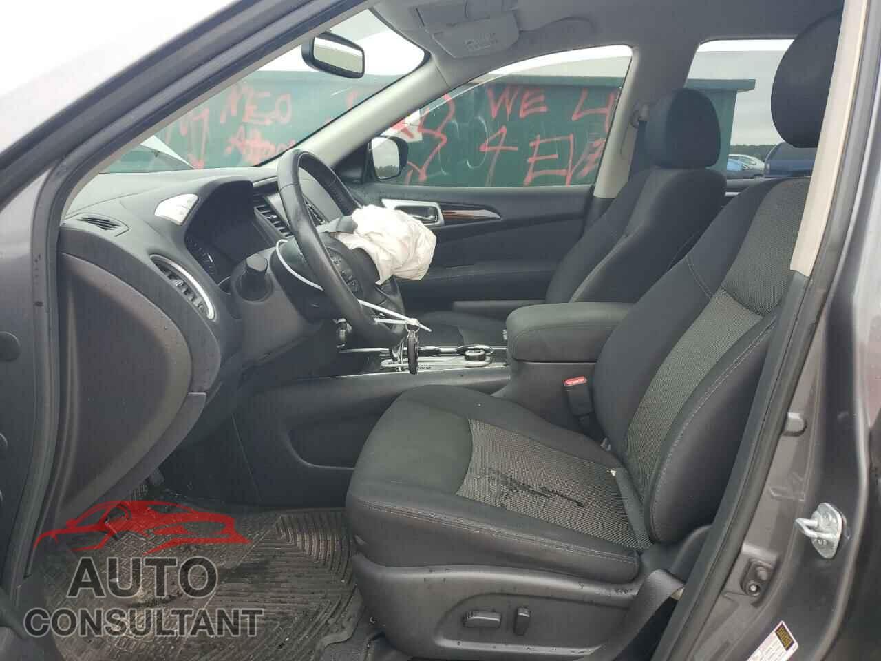 NISSAN PATHFINDER 2017 - 5N1DR2MM1HC616246