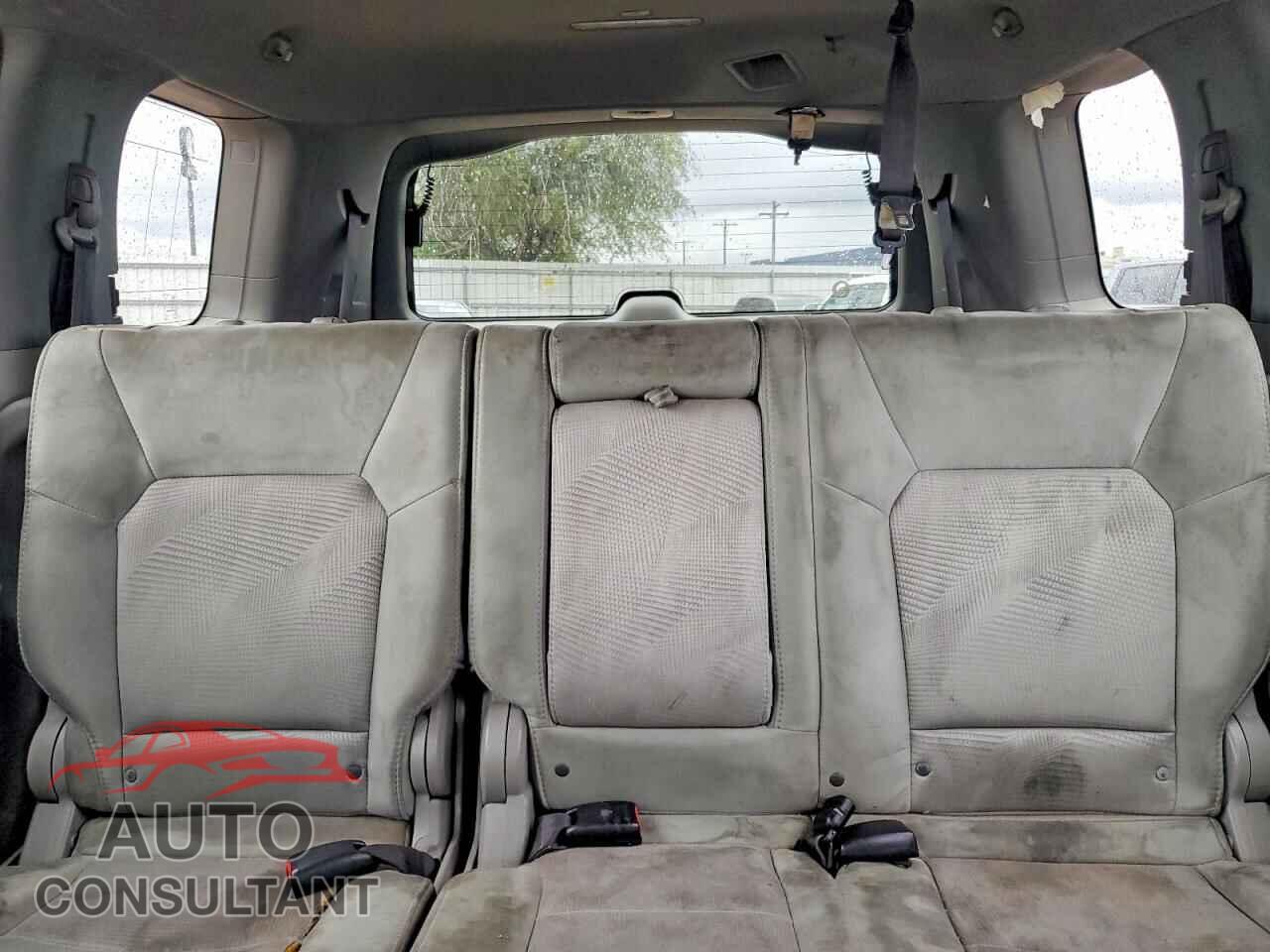 HONDA PILOT 2015 - 5FNYF3H20FB025547