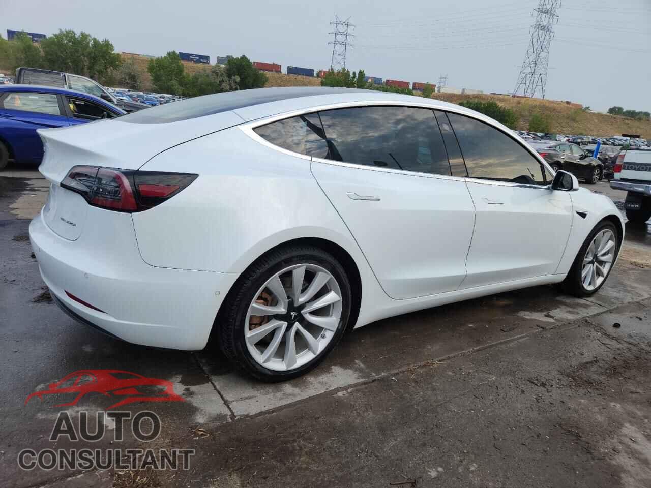 TESLA MODEL 3 2018 - 5YJ3E1EB2JF098112